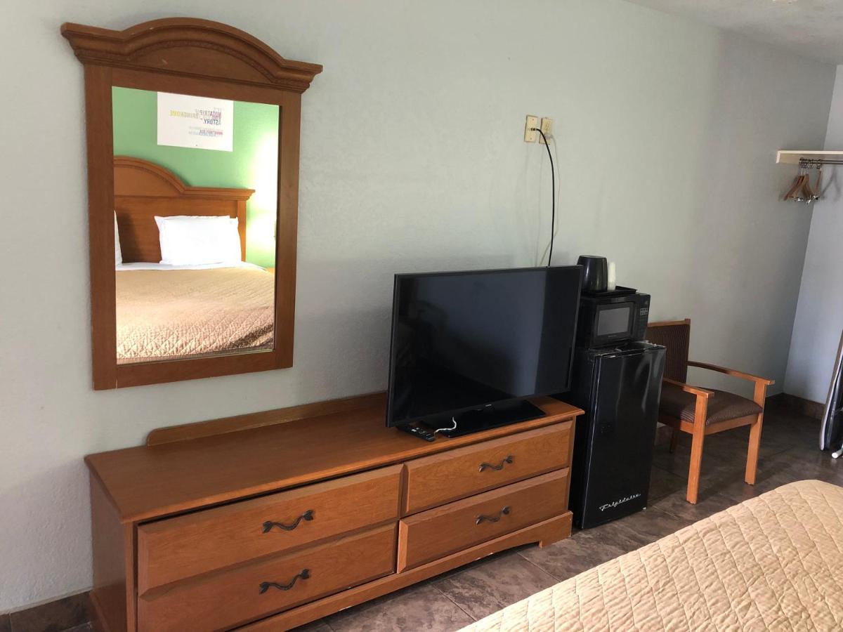 Hwy 59 Motel Laredo Medical Center Dış mekan fotoğraf